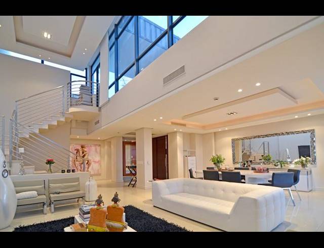 3 BEDROOM APARTMENT FOR SALE IN MORNINGSIDE